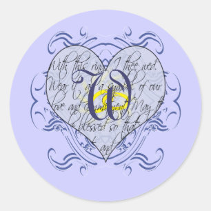 Monogrambröllop - inbjudningar och gåvor runt klistermärke