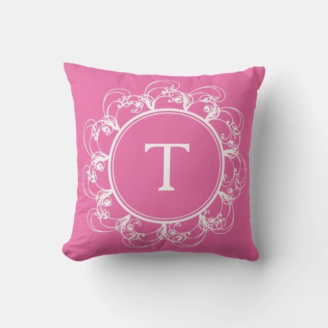 Monogramdynapude med blommönster rosa kudde (Framsida)