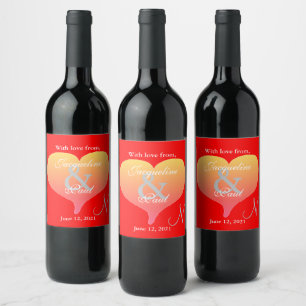 Monogrametiketter för solnedgång i Heart Red Bröll Vinflaska Etikett