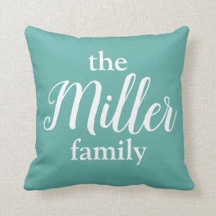 Monogramfyllning för kurvvit text och målfamilj kudde