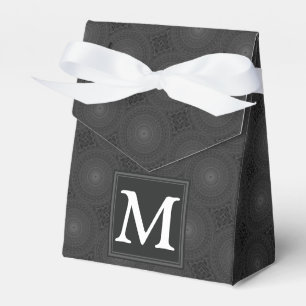 Monogramkretsar med träkol mönster presentaskar