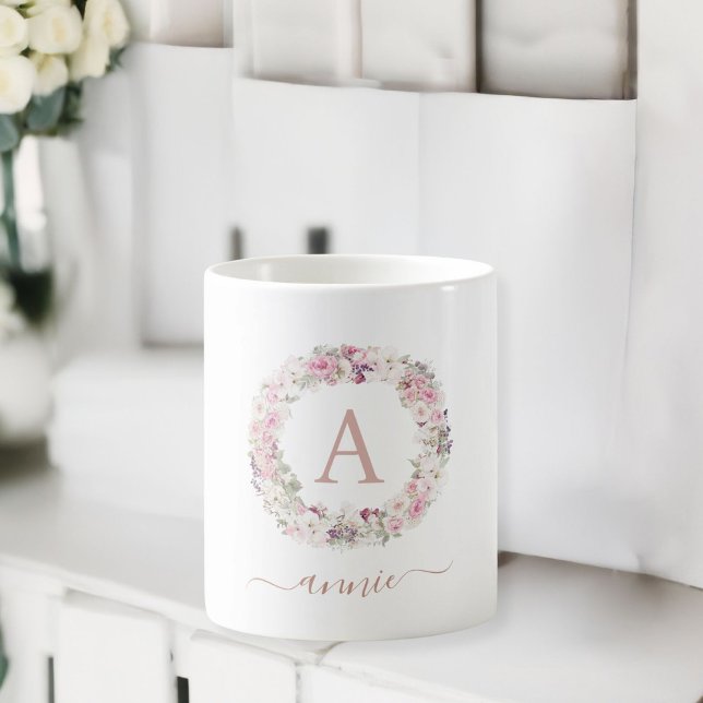 Monogramm kundenspezifische kaffemugg (Monogram, customer specific, flower wreath Mug.)