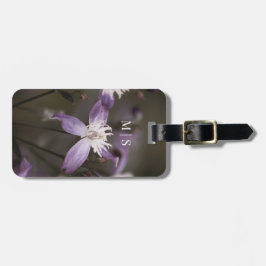 Monogrammad BeSnyn Lila Clematis Flower Bagagebricka