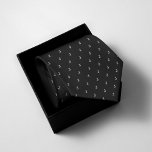 Monogrammad Black Slips<br><div class="desc">Skaffa en apper med vår Monogrammed Black Neck Tie! Slimmad och snyggt, den här sliten gör att det blir lite sofistikerat för alla utrustningar. Anpassa med initialer för en anpassningsbar. Perfekt för bröllop, företagsmöten eller formella tillfälle. Öka din ensemble utan problem!</div>