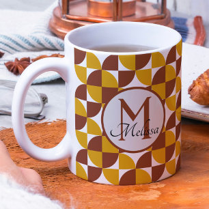 Monogrammad boho stil färgfull geometrisk mönster kaffemugg