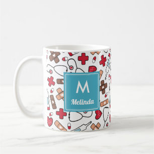 Monogrammad Cute Nurse Mönster Kaffemugg