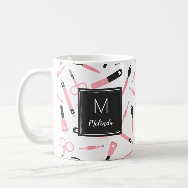 Monogrammad Cute Rosa Manicurist Verktyg Mönster Kaffemugg (Vänster)