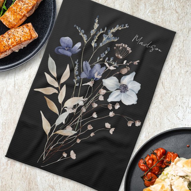 Monogrammad Elegant Watercolor Blue Wildblomma Kökshandduk (In situ)