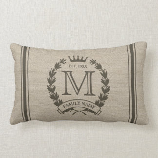 Monogrammad Family Logotyp Burlap-utseendet Lumbar Lumbarkudde