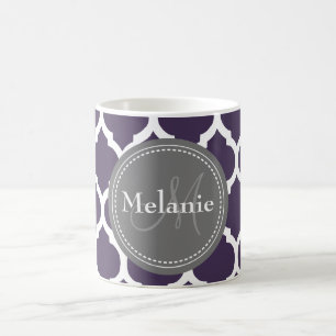 Monogrammad Lila & Grått Quatrefoil Magisk Mugg