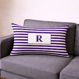 Monogrammad Lila/White Rand Lumbarkudde