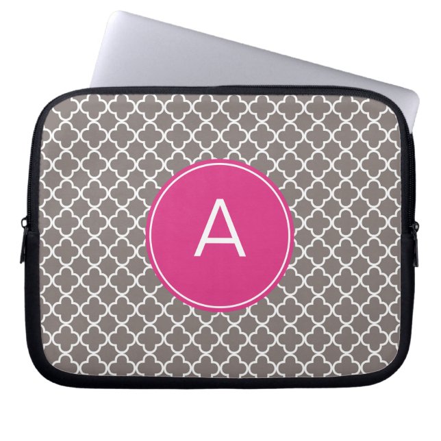 Monogrammad Quatrefoil Mönster Laptop Fodral (Framsidan)