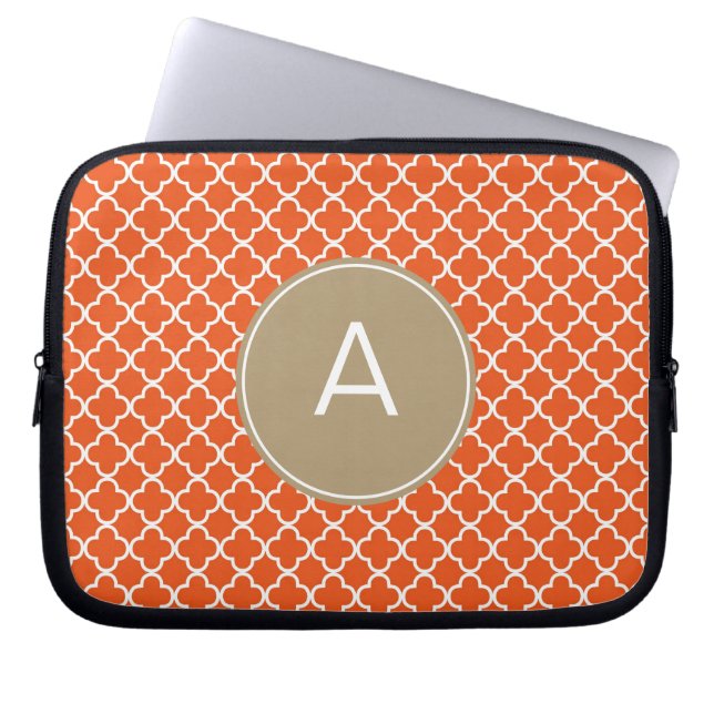 Monogrammad Quatrefoil Mönster Laptop Sleeve (Framsidan)