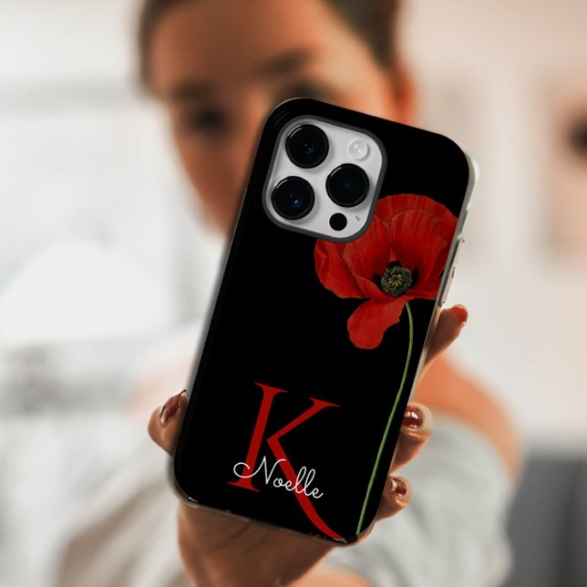 Monogrammad Single Red Poppy on Black (Skapare uppladdad)