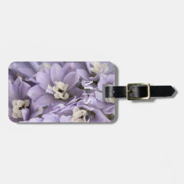 Monogrammad, vacker Lila Delphinium Flower Bagagebricka