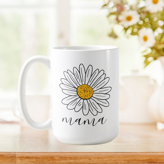Monogrammad White Daisy Blommigt Doodle Mamma Kaffemugg (In situ Kitchen table)