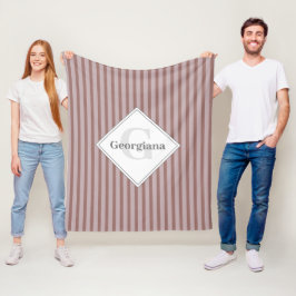 Monogrammade Warm-Neutralterna Brown och Beige Ran Fleecefilt