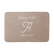 Monogrammat bad mat