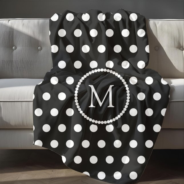 Monogrammat Black and White Polka dots Mönster Fleecefilt (Monogrammed Black And White Polka Dots Pattern Fleece Blanket)