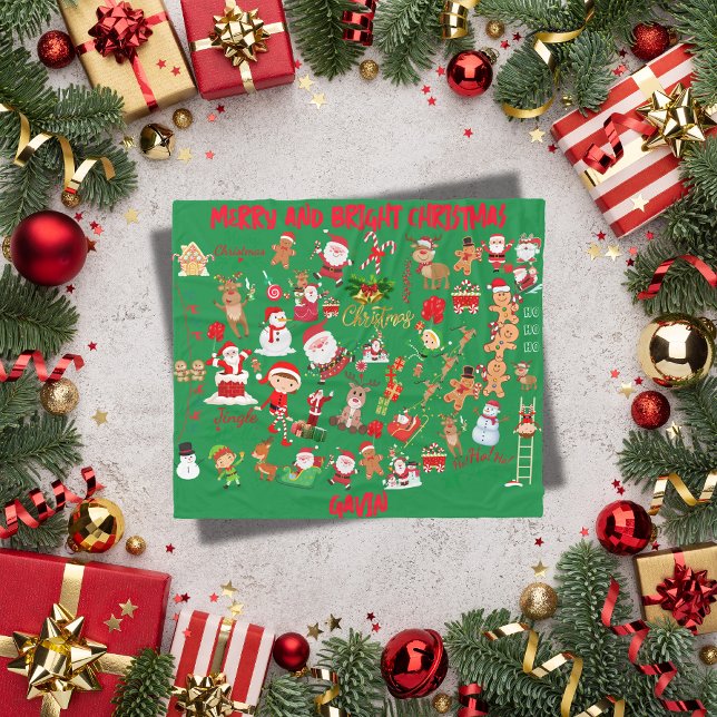 Monogrammat God jul på gröntens bakgrund | Fleecefilt (Skapare uppladdad)