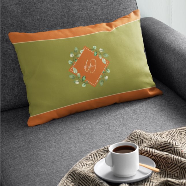 Monogrammat med Höst löv Orange och Grönt Prydnadskudde (Skapare uppladdad)