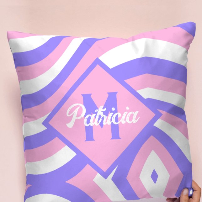 Monogrammed 70-tal Groovy rosa & lila psychedelic Kudde (Skapare uppladdad)