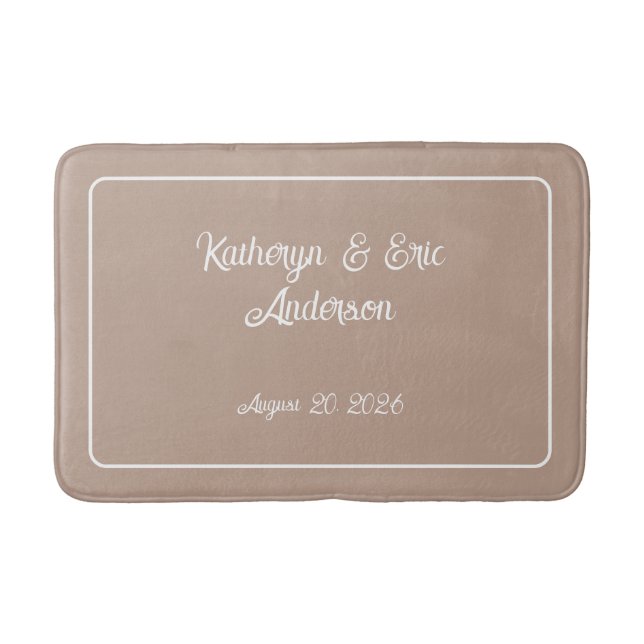 Monogrammed bath mat badrumsmatta (Framsidan)