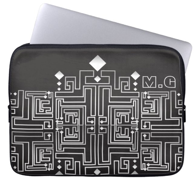 Monogrammed Black and White Maze Mönster Laptop Sleeve (Framsidan)