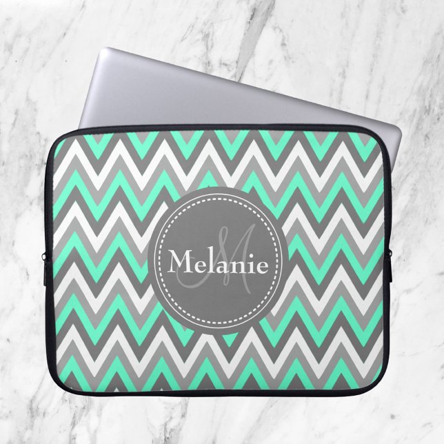 Monogrammed Blue & Grått Chevron Mönster Laptop Sleeve (Skapare uppladdad)