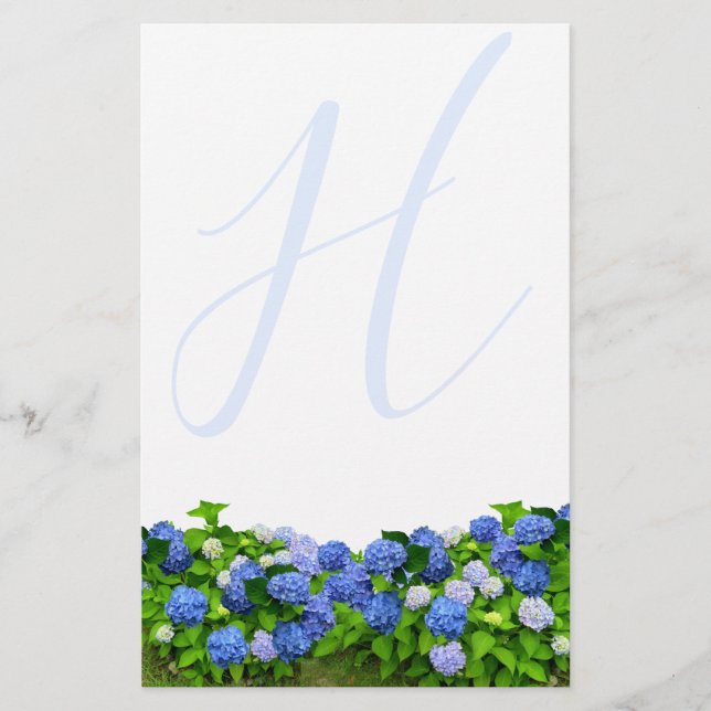 Monogrammed Blue Hydrangea Garden Writpaper (Framsida)