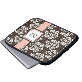 Monogrammed damastast fodral för rosabruntlaptop