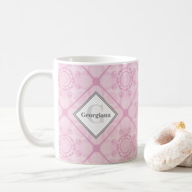 Monogrammed Dusky Ro Preppy in Rosa Tile Kaffemugg (Med munk)
