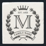 Monogrammed Family Logotyp Stone Underlägg<br><div class="desc">Laurel-andedräkten och krona-logotypen. Ange ditt ursprungliga namn,  efternamn/kort och det år du skapade. Underbar uppvärmning av hushåll/särskilda tillställningar/helgdag för en familj.</div>