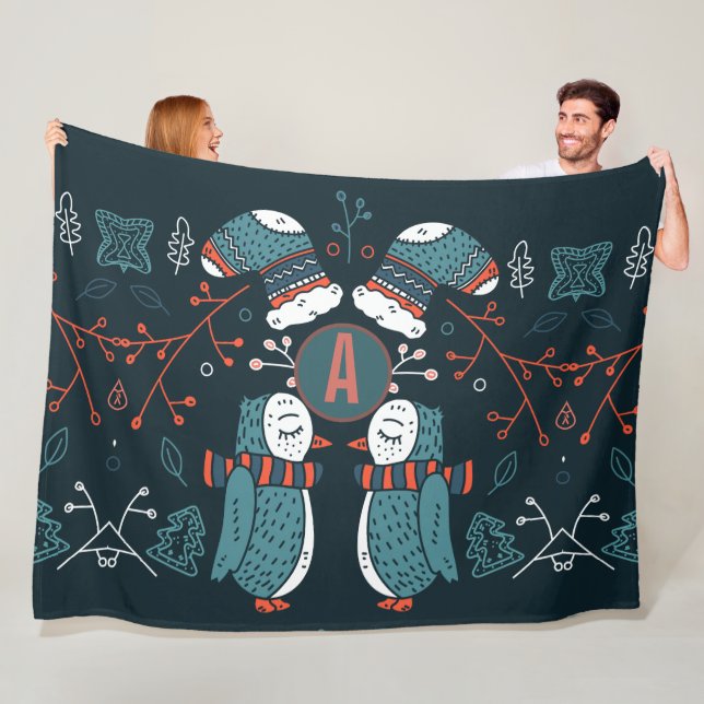 Monogrammed Folk Art jul Blue Red Uggla Träd Fleecefilt (På plats)