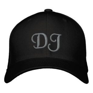 MONOGRAMMED HATS BRODERAD KEPS