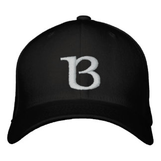 MONOGRAMMED HATS BRODERAD KEPS