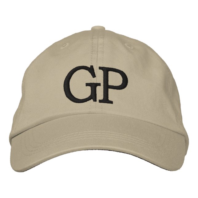 MONOGRAMMED HATS BRODERAD KEPS (Framsida)