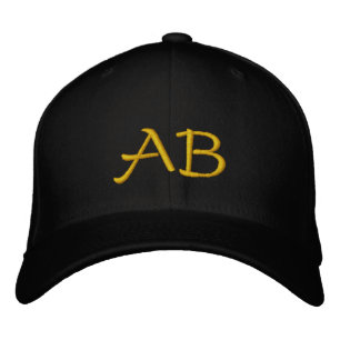 MONOGRAMMED HATS BRODERAD KEPS