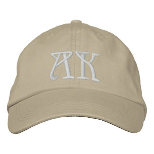 MONOGRAMMED HATS BRODERAD KEPS