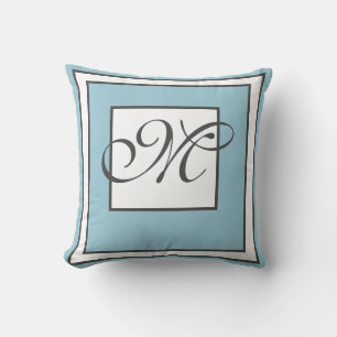 Monogrammed klassiker kudde