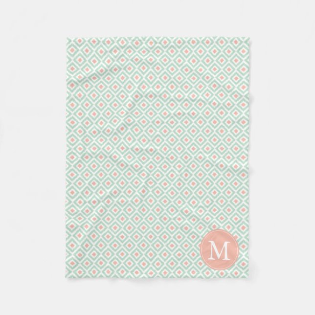 Monogrammed Mint Coral Diamonds Ikat Mönster Fleecefilt (Framsidan)