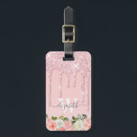 Monogrammed Ro Guld Glitter Drives Rosa Blommigt Bagagebricka<br><div class="desc">Modern, gigantisk ro guld glitter droppar namn och monogrammerad design. Den här designen har gnistror i rosa ros guld glitter på rosans bakgrund. Vid grund rosa, ron blommigtens vattenfärg arrangemang. Inkludera en inledande mongram för personlig av anpassningsbar och en första namn-textmall i handskrivna skriptteckensnitt. Perfekt kvinnlig gåva. Observera att den...</div>