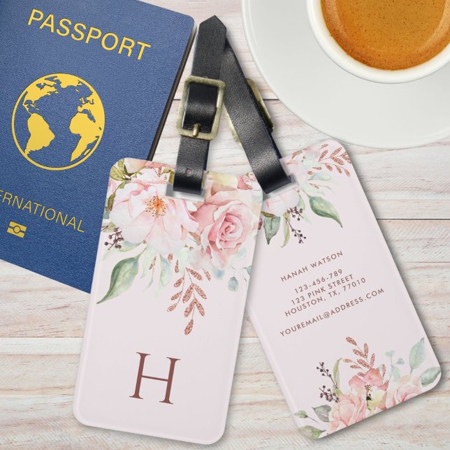 Monogrammed Rosa ros och Peony Blommigt Bouquet Bagagebricka (In situ)