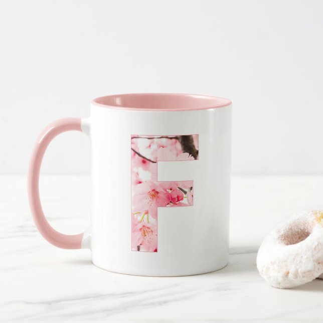 Monogrammed Sakura Mug with Customizable Name Mugg (Med munk)