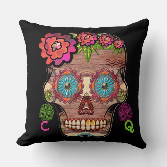 Monogrammed Woodie Sugar Skull Kudde (Framsida)