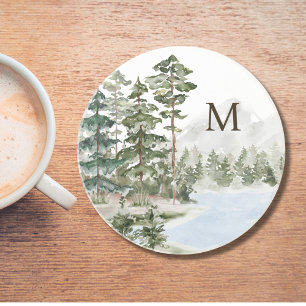 Monogrammerad Grön Tallskog och Sjö Underlägg