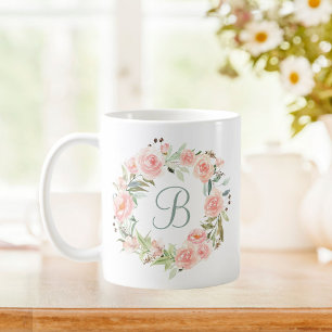 Monogrammerad Pastell Rosa Blomsterkrans Kaffemugg