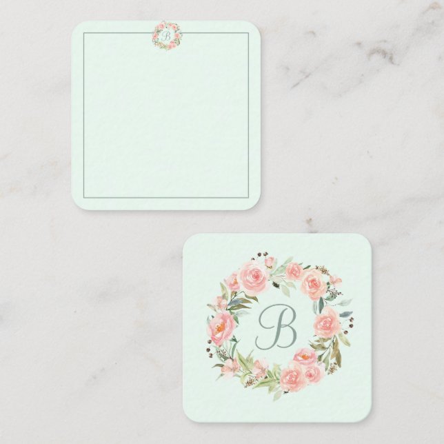 Monogrammerad pastellrosa blomsterkrans dagbok anteckningskort (Fram/baksida)