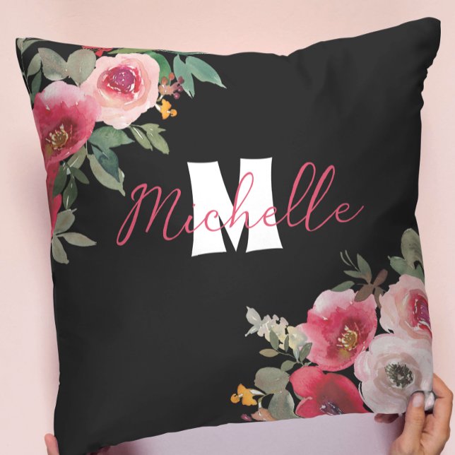 Monogrammerad Rosa Blommig Akvarell Chic Anpassat  Kudde (Skapare uppladdad)