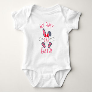 Monogrammerad Rosa Min Första Påsk T Shirt